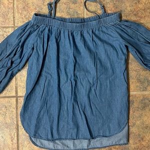 seven sisters denim off-the-shoulder shirt with straps and sleeves